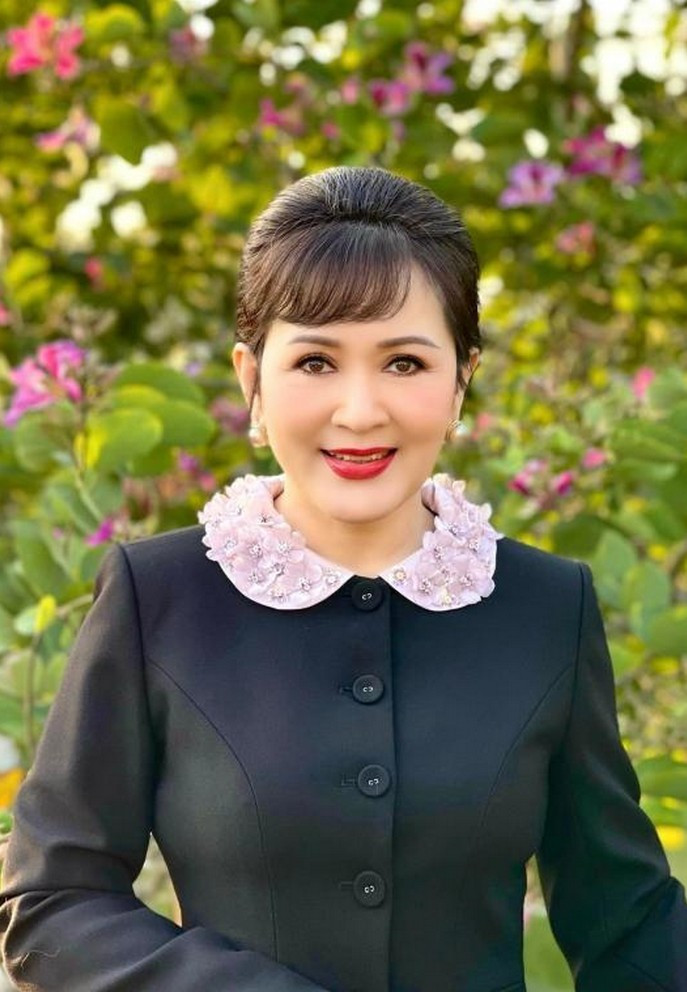 NSND Minh Hòa hé lộ hình ảnh vai diễn trong 'Thương ngày nắng về' chuẩn bị được lên sóng.