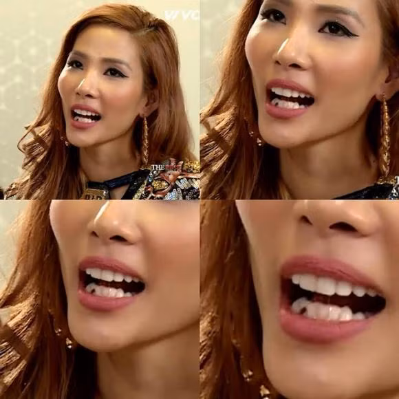 Còn nhớ nhiều năm trước, khi Hoàng Thùy làm HLV của The Face đã bị soi khoảnh khắc ăn chè đậu đen mà không xỉa răng. Trên sóng truyền hình, nữ huấn luyện viên vô tư nói chuyện, nhận xét thí sinh trong khi răng vẫn còn... dính chè. Nhiều khán giả đã chế lại hình ảnh và bình luận về Hoàng Thùy bằng thái độ hài hước, dí dỏm.