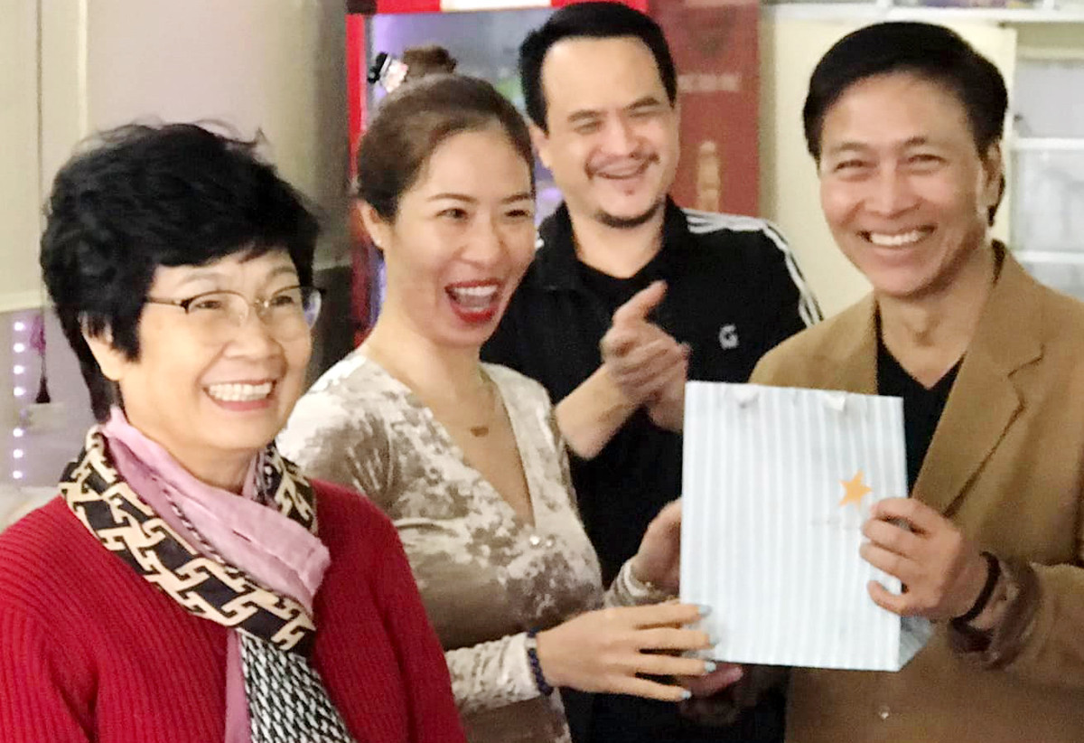 Dien vien Quoc Tuan nghi huu