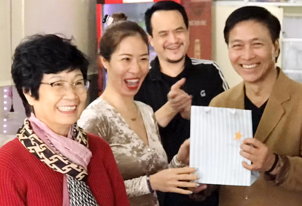 Dien vien Quoc Tuan nghi huu