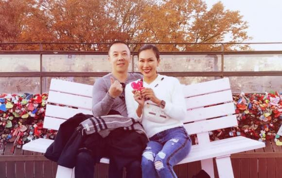 Ca si Khanh Ngoc tai hon voi ban trai Viet kieu 52 tuoi-Hinh-2