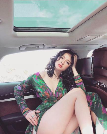 Gợi cảm thì được, gợi dục thì đừng.