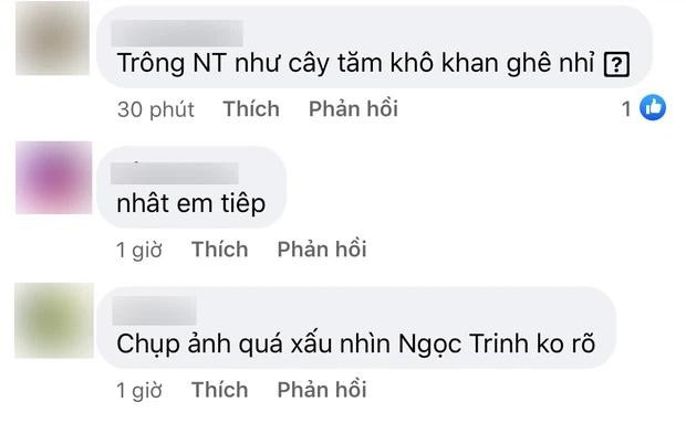 Bên dưới bài đăng, netizen liên tục để lại bình luận hốt hoảng trước body gầy gò tong teo của người đẹp: "Trông Ngọc Trinh như cây tăm khô khan ghê nhỉ", "Gầy thế"...