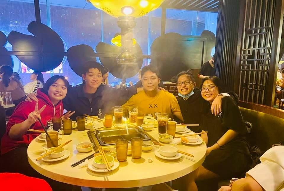 Tiệc sinh nhật của con trai được Thảo Vân chia sẻ mới đây. Khiến ai nấy quan tâm đặc biệt là một thiếu nữ sánh đôi quý tử nhà Công Lý trong những khoảnh khắc kỷ niệm vui vẻ.