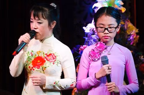 Phuong My Chi cung 49 ngay co Ut - ca si Phuong Que Nhu-Hinh-5