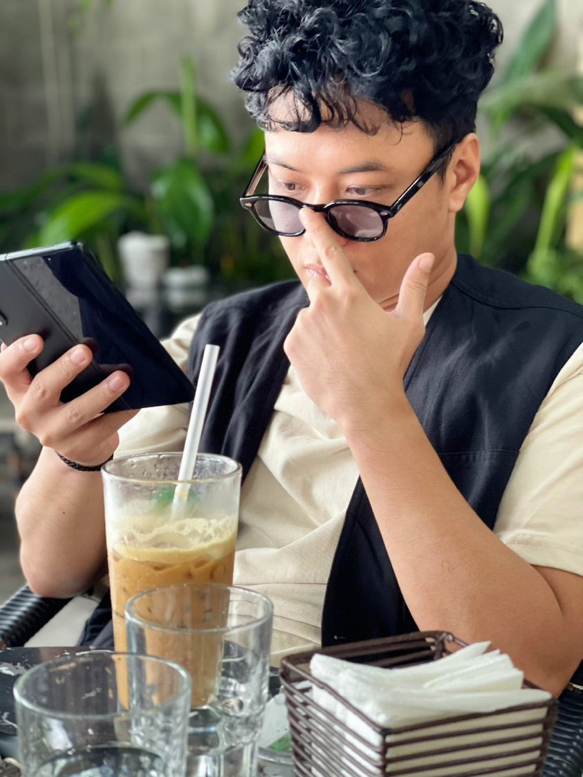 "Soái ca là của ngôn tình, còn anh thì chỉ của mình em thôi", Hồng Đăng "thả thính".