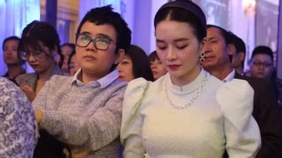 Hau tin chia tay Phuong Uyen, Thieu Bao Trang thua nhan duyen trac tro