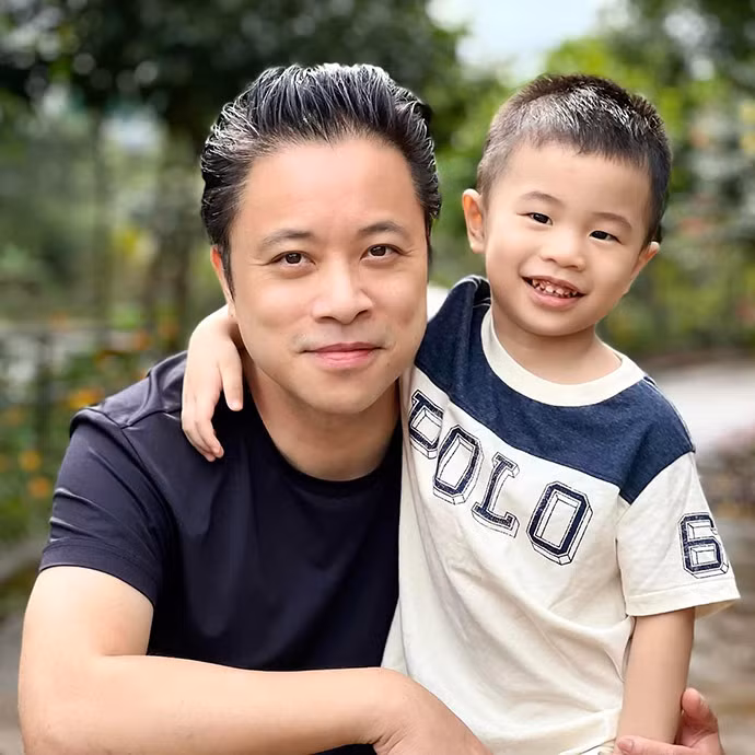 Victor Vũ xem con trai nhỏ là động lực phấn đấu trong cuộc sống.