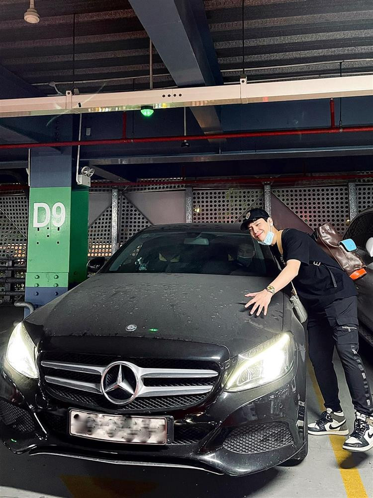 Quan A.P “khoc khong ra tieng” voi hoa don gui xe 22 trieu-Hinh-2