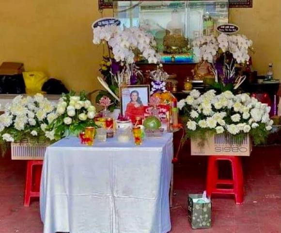 Gia dinh Phi Nhung mien nhan phung dieu tu sao Viet, khan gia-Hinh-2