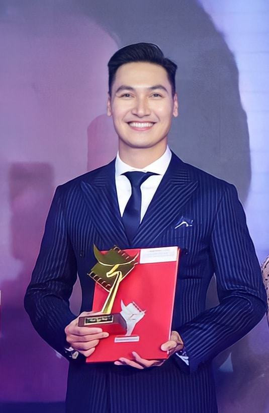 Manh Truong, Luong Thu Trang doat giai Canh dieu vang