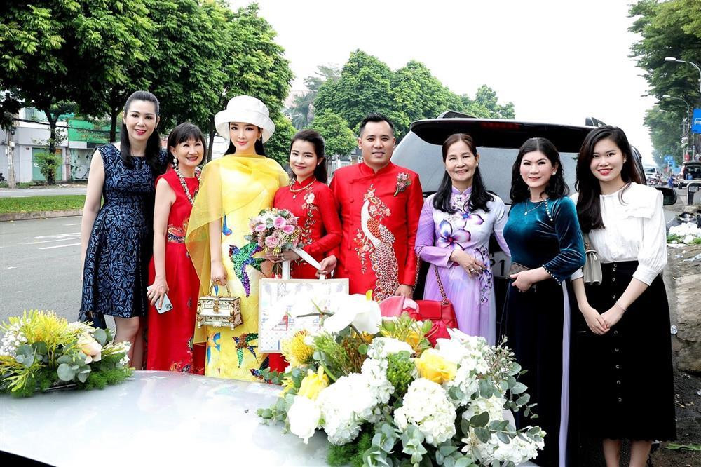 Do thiếu sự tinh ý trong gu thời trang nên dù vẻ đẹp của Giáng My có lấn át người khác thì phong cách luôn là điểm trừ lớn của cô.