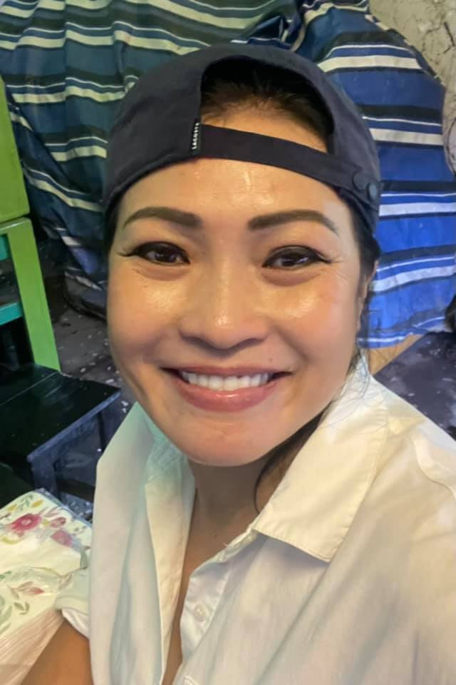 Phương Thanh khoe làn da nâu sau 4 tháng tình nguyện mùa dịch.