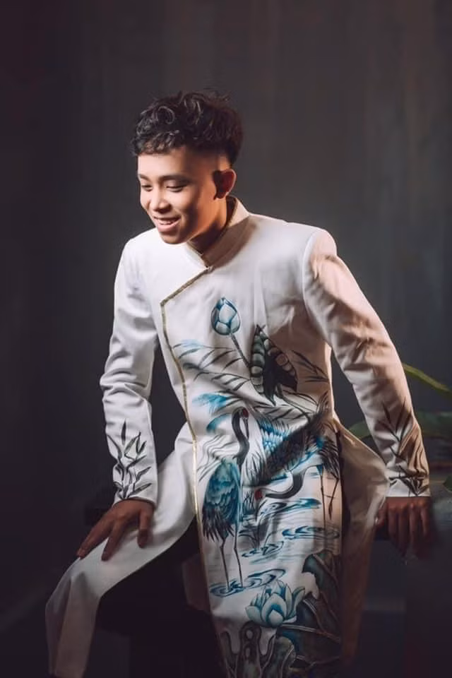 Mặc dù đã có những dấu hiệu cho thấy Hồ Văn Cường sẵn sàng trở lại showbiz nhưng bài đăng cuối cùng trên trang cá nhân vẫn là bài đăng xin lỗi từ tháng 10/2021.