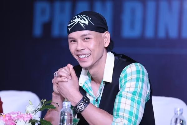 Nếu liveshow "Dấu Ấn" của Ngọc Sơn thành công khi thu hút được sự quan tâm của nhiều khán giả yêu nhạc thì việc lựa chọn nhân vật cho số tiếp theo trở thành “bài toán khó” cho ekip thực hiện.