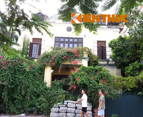 Hồ Tây xứng đáng là khu nghỉ dưỡng lý tưởng bởi không gian yên tĩnh, gần hồ, nhiều cây xanh với không khí trong lành và sự riêng biệt.