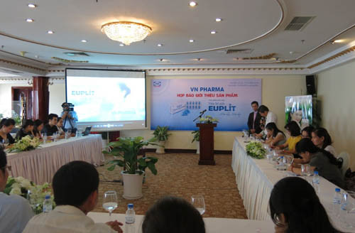 Hiện tại, vốn điều lệ của doanh nghiệp này là 68 tỷ đồng, kinh doanh trong nhiều lĩnh vực y tế như phân phối dược phẩm, phòng khám, vệ sinh và sinh hóa phẩm y tế, dịch vụ kho bãi và hậu cần ngành dược, xuất nhập khẩu thuốc, dịch vụ đăng ký thuốc...