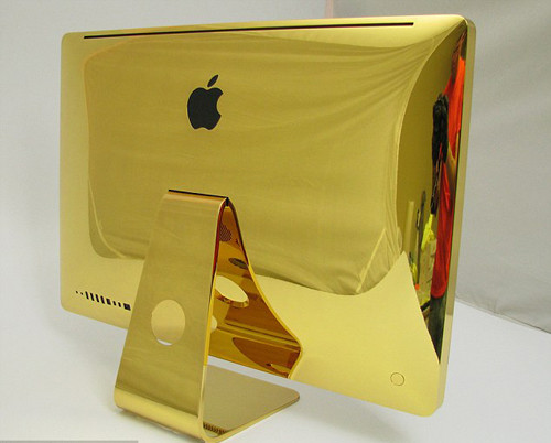 Màn hình máy tính mạ vàng.