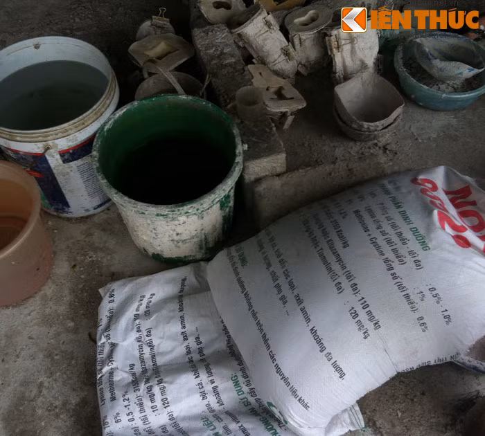 Nguyên liệu làm ra những chiếc cup chỉ gồm bột thạch cao và nước.