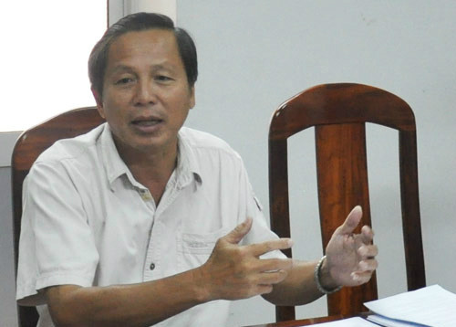 Ông Trần Thiện Hà, Giám đốc Công ty TNHH MTV Công viên cây xanh TP. HCM - một trong 8 sếp lĩnh "lương khủng". Ông Trần Thiện Hà, Giám đốc Công ty TNHH MTV Công viên cây xanh TP. HCM - một trong 8 sếp lĩnh "lương khủng".