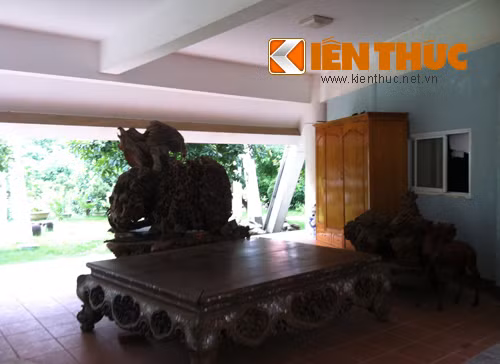 Hiện đã có không ít những món đồ cổ gắn liền với đời sống người Việt được ông săn lùng ở khắp nơi về tập hợp tại đây.