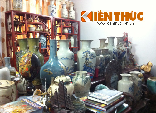 Những bộ lục bình bằng gốm được sưu tập trong nhiều năm.