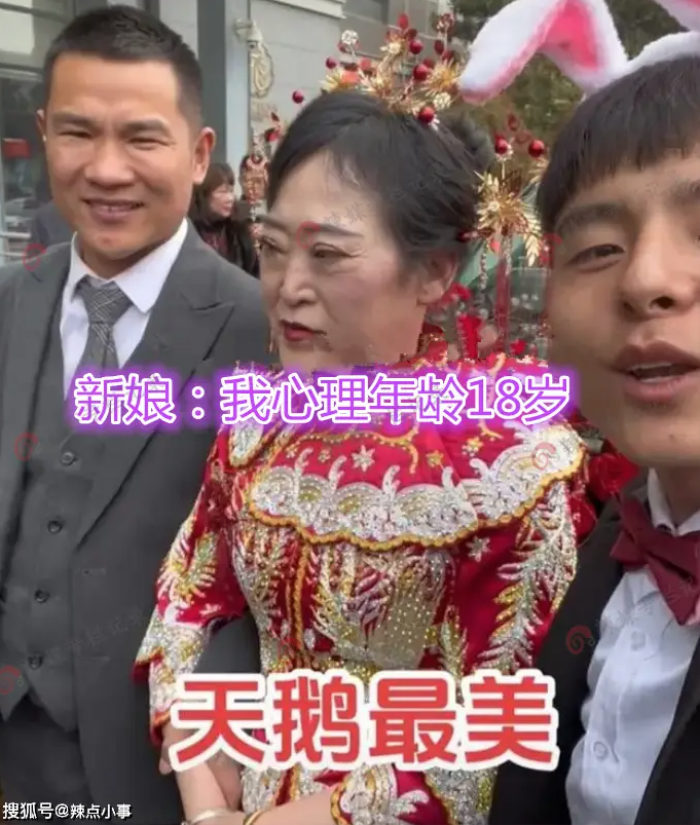 Chang trai 33 cuoi cu ba 68 tuoi khien bo me khoc nhu mua