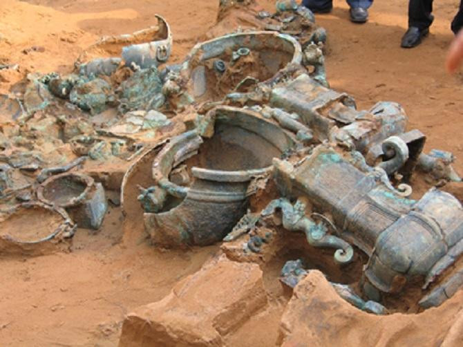 Ngoi mo thoi Chien Quoc: Bi xam pham toi 12 lan van toan ven-Hinh-3