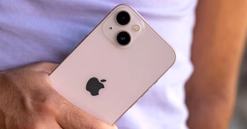  Người dùng sẽ có tối thiểu 4 năm sử dụng - điều được hỗ trợ bởi các bản cập nhật iOS.