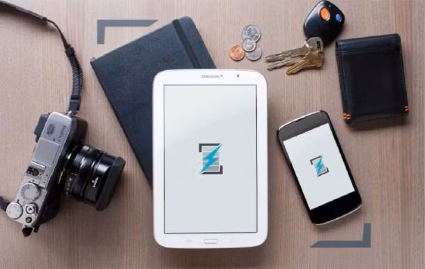 Laptop sẽ sớm có sạc không dây. Trong một thông báo hôm qua, hiệp hội sạc không dây (A4WP) cho biết sẽ ra mắt công nghệ sạc không dây Rezance tại MWC 2014 sắp tới. A4WP cho biết công nghệ này cho phép truyền tải lượng điện năng khoảng 20-50W, đủ để sạc cho laptop. Mới đây, hãng sản xuất máy tính Dell cũng đã tham gia vào hiệp hội này.