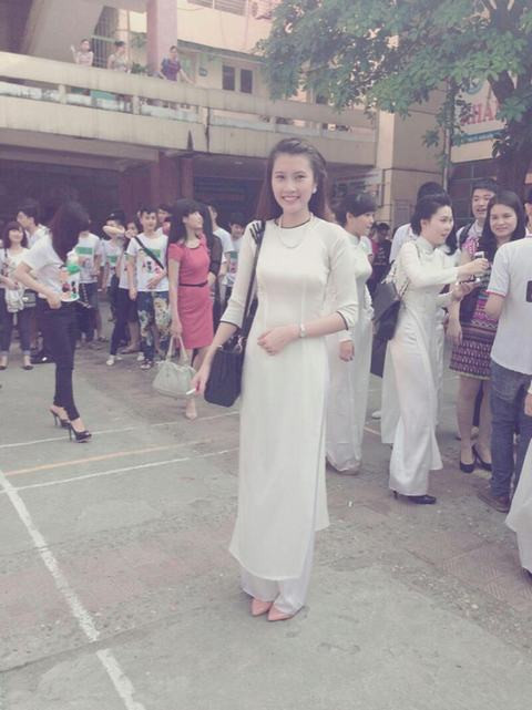 So với bạn bè đồng trang lứa, Thanh Tú luôn có phần nổi trội hơn nhờ lợi thế chiều cao của mình.