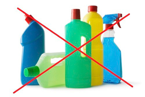 Đặc biệt, đừng nên ham rẻ, hàng khuyến mại mà "sắm" sản phẩm không nhãn mác. Bạn nên mua ở cửa hàng uy tín hoặc những thương hiệu được khách hàng đánh giá tích cực.