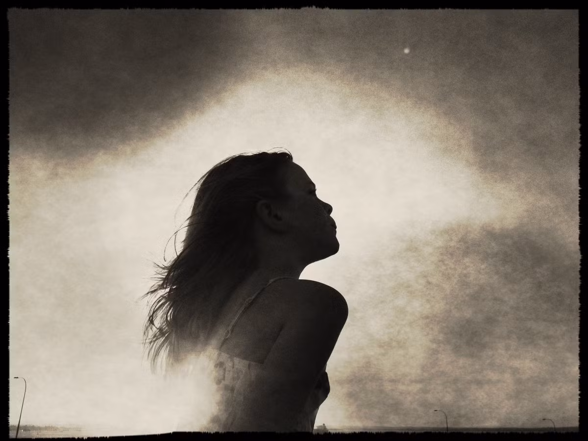  7. Dự án Calico Tháng 9 năm ngoái, Google triển khai dự án Calico, hiện đang được điều hành bởi Arthur Levinson, chủ tịch và cựu Giám đốc điều hành của công ty công nghệ sinh học Genentech - nghiên cứu chứng bệnh liên quan đến tuổi thọ của loài người. Google đã thuê Cynthia Kenyon - nhà hóa sinh và lý sinh từ Đại học California (San Francisco), để giúp các công ty nghiên cứu công nghệ kéo dài tuổi thọ.