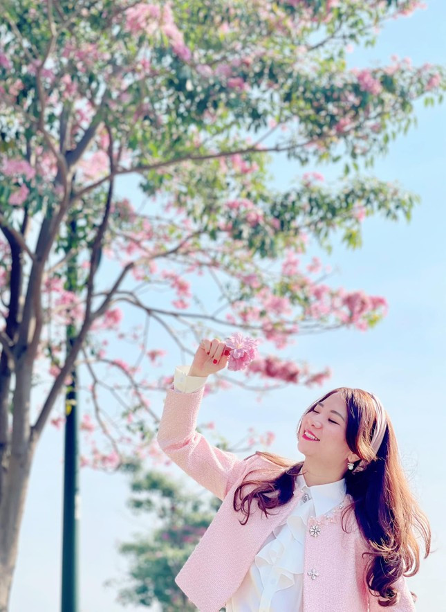 Chiem nguong nhung cung duong hoa ken hong no ruc ro o TP HCM-Hinh-5