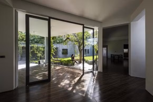 Ngoi nha ngap tran khong gian xanh nhu rung nhiet doi o Nghe An-Hinh-16