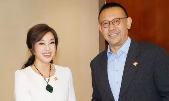 Anh moi cua Luu Hieu Khanh o tuoi 68 gay xon xao-Hinh-3