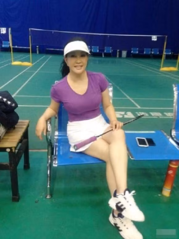 Anh moi cua Luu Hieu Khanh o tuoi 68 gay xon xao-Hinh-4