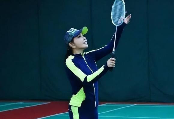 Anh moi cua Luu Hieu Khanh o tuoi 68 gay xon xao