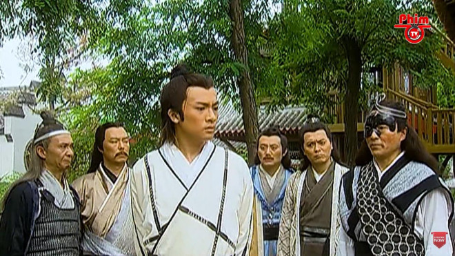 2 su gia cua Minh giao trong Y thien do long ky co vai tro gi?