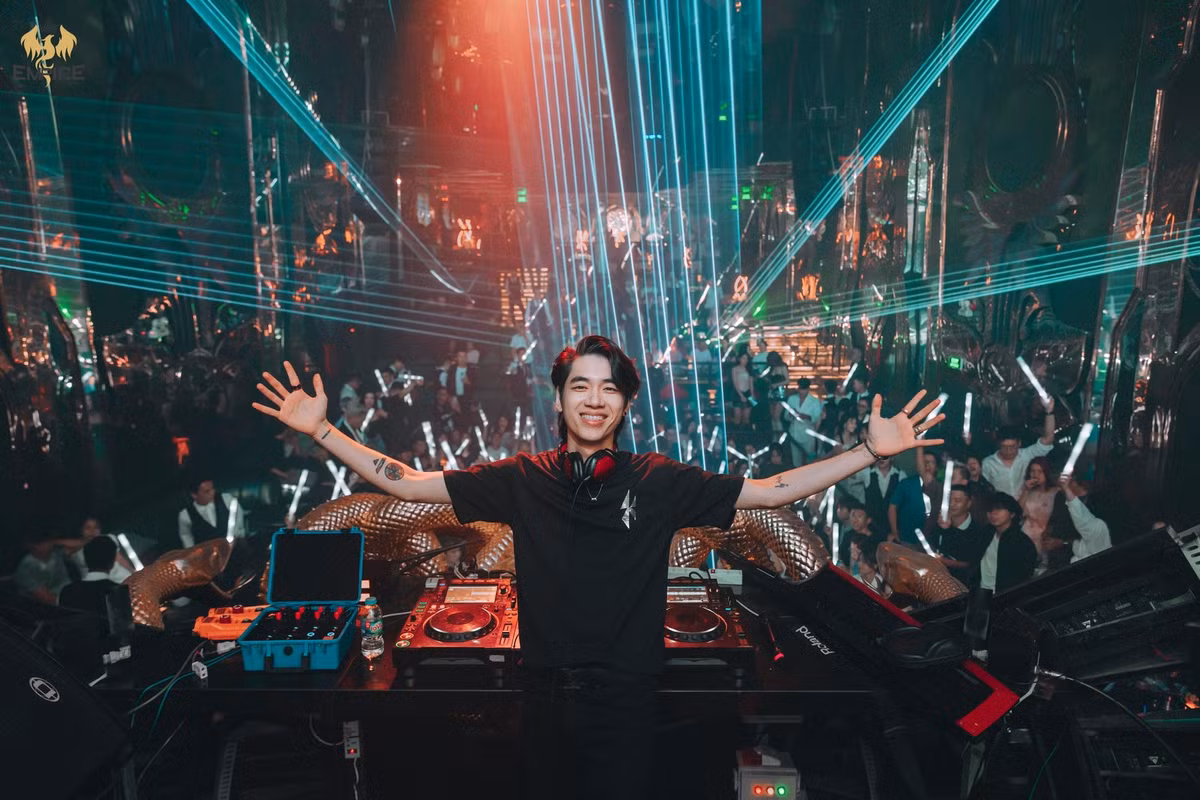 Mat hut khoi lang nhac Viet, chuyen gi dang xay ra voi K-ICM?