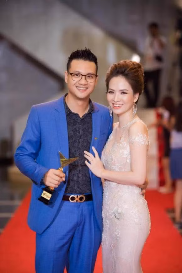 Dan Le vien man ben dao dien Khai Anh, chong cu gio ra sao?-Hinh-4