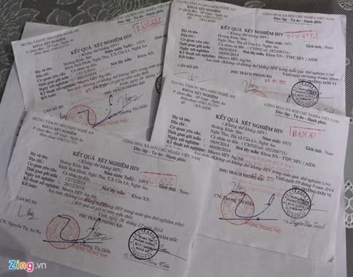 Mối tình lạ của người bị chẩn đoán nhầm HIV 10 năm - Hình 3 Moi tinh la cua nguoi bi chan doan nham HIV 10 nam-Hinh-3