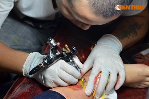 Thu nhap “khung” cua nguoi chuyen xam hinh cho sao Viet-Hinh-2