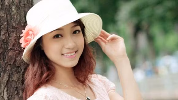 Thùy Linh còn giành được giải thí sinh tài năng của cuộc thi Hoa khôi Thể thao năm 2012. Khán giả chương trình "Cặp đôi hoàn hảo" cũng từ biết đến Thùy Linh khi cô cặp đôi cùng ca sĩ Hoàng Hải và để lại nhiều ấn tượng trên sân khấu.