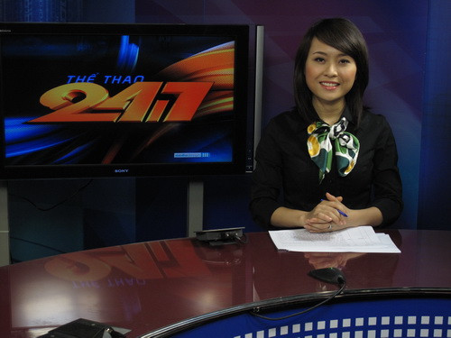 Một nữ BTV khác của chương trình Thể thao 24/7 của đài VTV là Minh Hà, người đã gắn bó 4 năm liền với chương trình này và quá quen mặt với khán giả nước nhà.