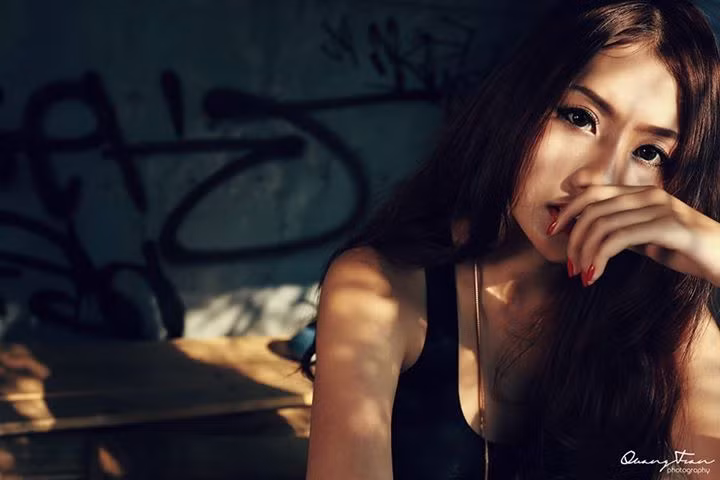 Vy Timy tên thật là Mai Xuân Thúy Vy, sinh năm 1994 và đang theo học trường Đại học Sân khấu Điện ảnh TP HCM. So với vẻ đáng yêu, nhí nhảnh của Như Hexi và Fei Khanh, Vy Timy lại tỏ ra cá tính và "dị" hơn đôi chút.