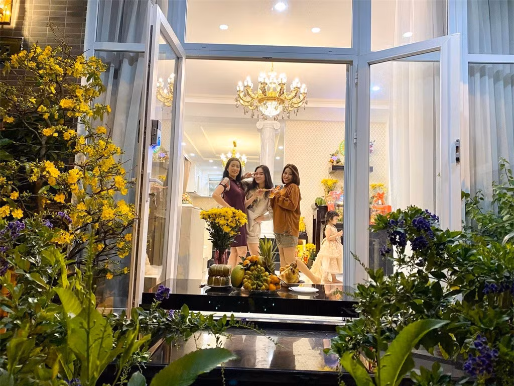 Ngắm biệt thự 10 tỷ ở quận 7 của NSƯT Trịnh Kim Chi ảnh 1