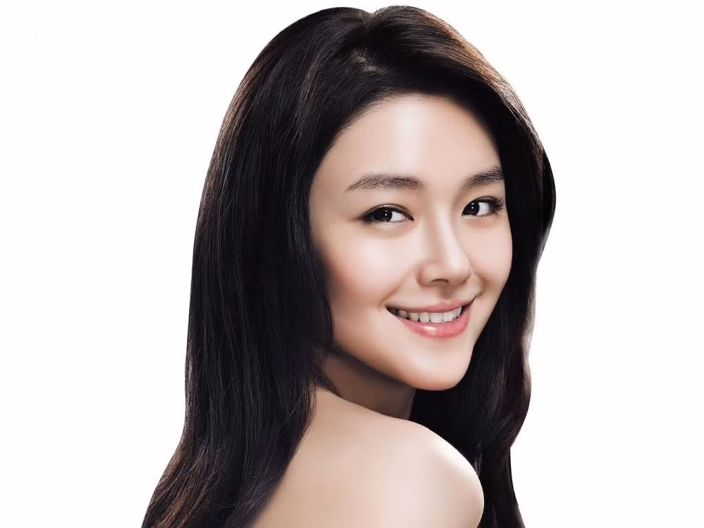 Người mũi nhỏ thường là những người thích suy ngẫm, xử lí công việc chính xác, không có tính qua loa đại khái, dù là tự mình lập nghiệp hay làm thuê đều dễ được quý nhân phù trợ trên con đường công danh sự nghiệp.