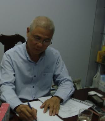 BS Trần Văn Ký Phụ trách chuyên môn Văn phòng phía Nam, Hội Khoa Học Kỹ thuật An toàn Thực Phẩm Việt Nam đang trao đổi với phóng viên.