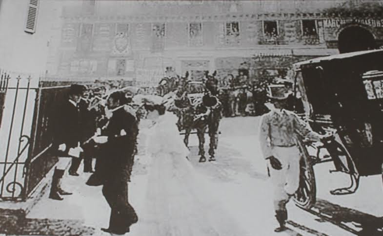 Đám cưới của vua Hàm Nghi và vương phi nước Pháp.